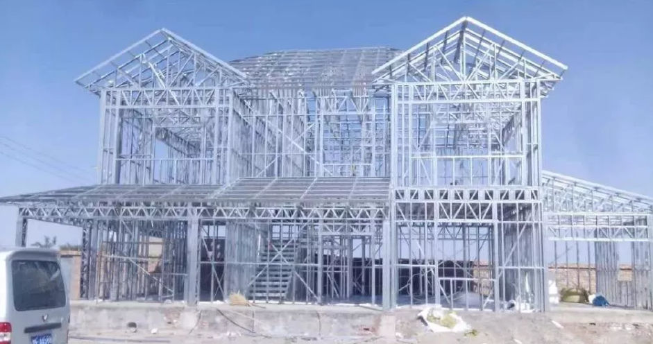 這些鄉(xiāng)村幾十萬的自建輕鋼結構別墅，看看有沒有你們家鄉(xiāng)的？(圖1)